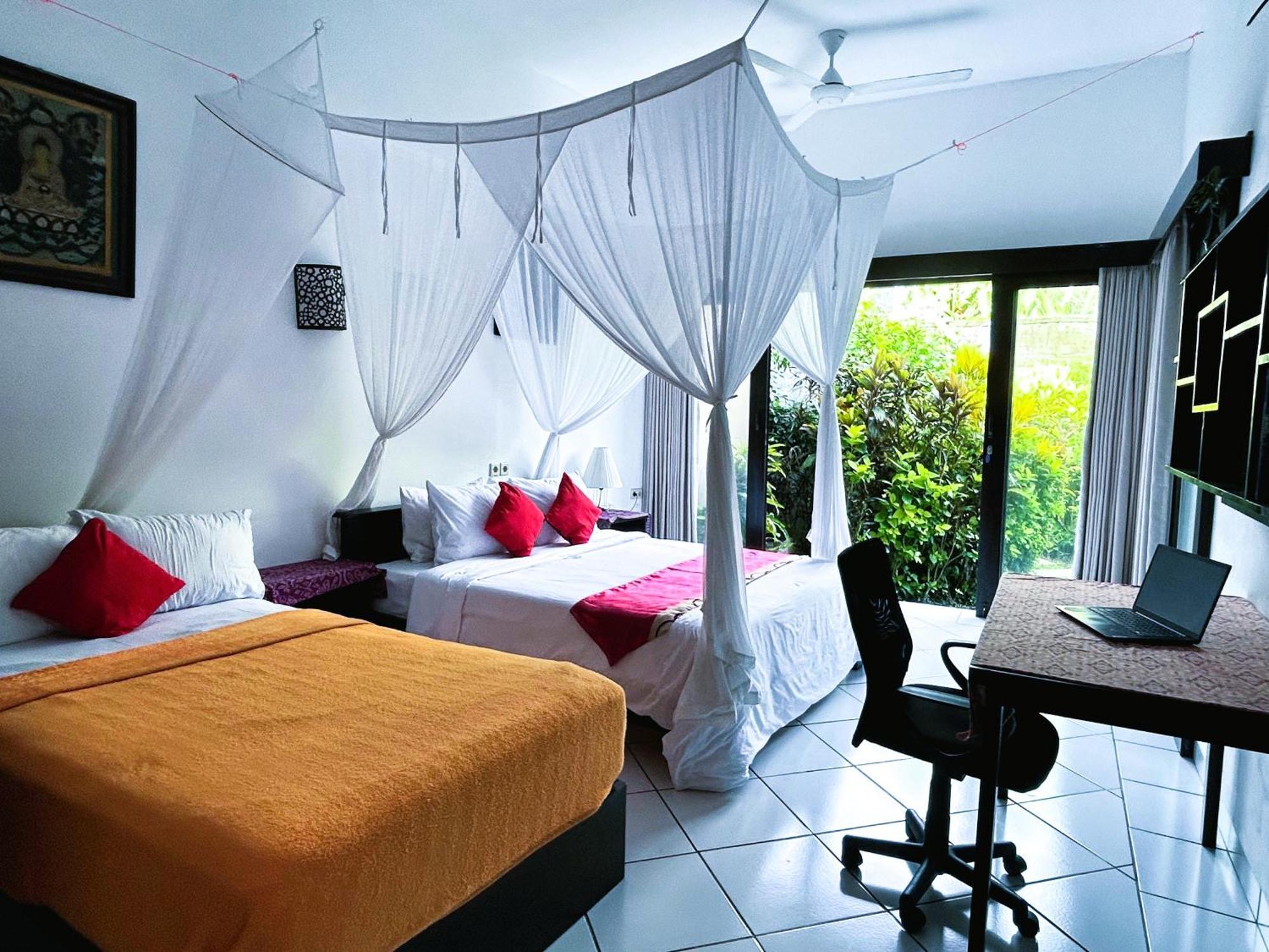 Ambary - With Workspaces, Ideal For Groups Wisma tamu *
